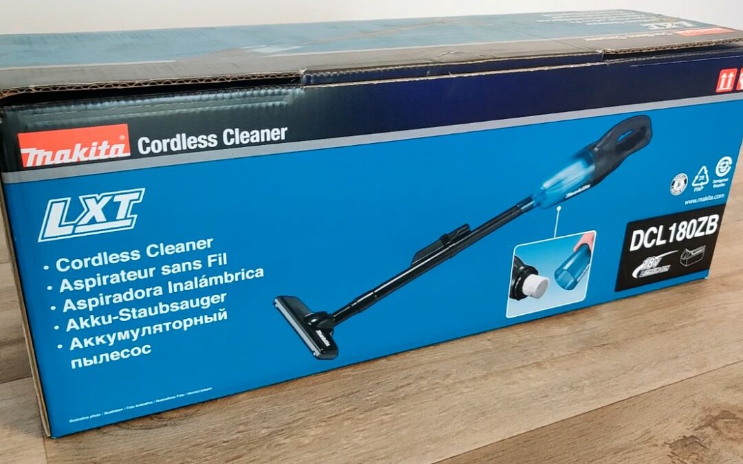 Cordless Makita Vacuum DCL180ZB Unboxing and review - YogiTech